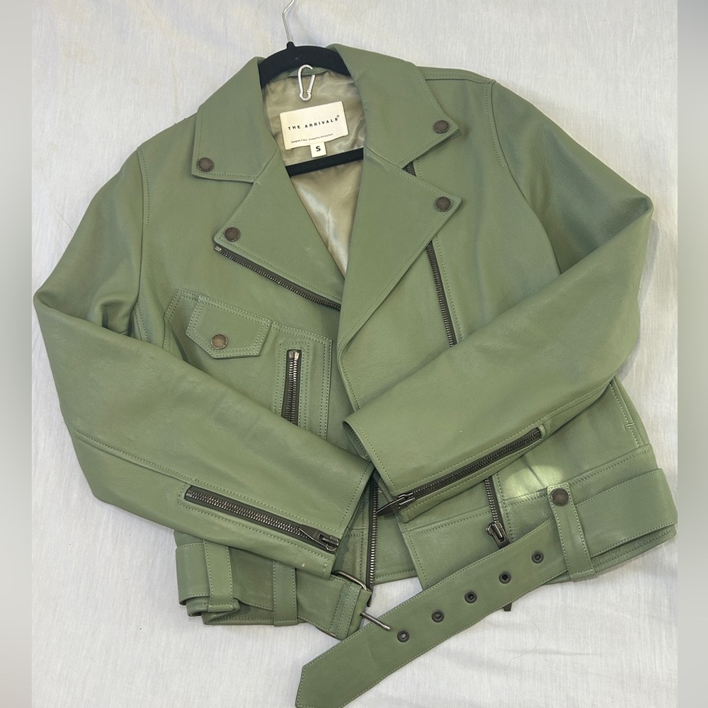 The Arrivals Oversized Cropped Moto Jacket in Green Leather
